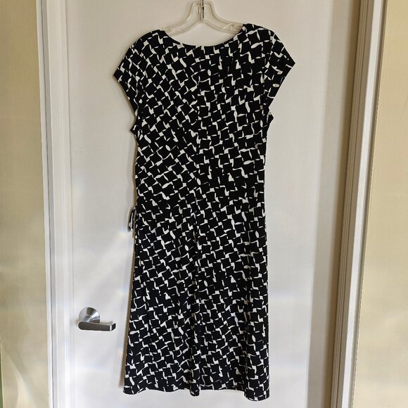 Evan-Picone Classic Wrap Dress Size 14 - Picture 5 of 7